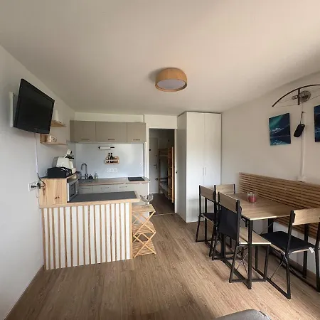 Refuge 1000, Cosy